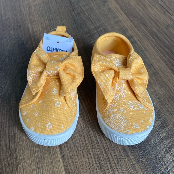 OSHKOSH Yellow Paisley Slip On Sneakers - Picture 2 of 9